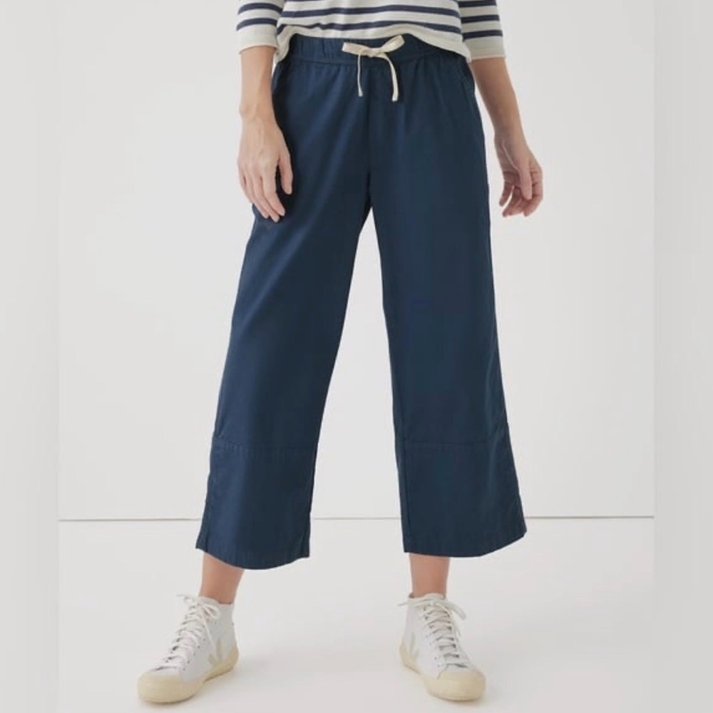 Pact Daily Twill Crop